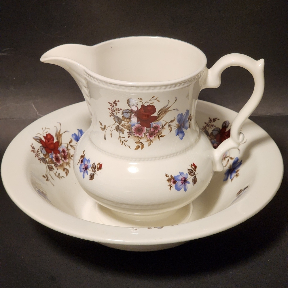 Vintage Lord Nelson Pottery Pitcher & Basin Set Hand Crafted in England